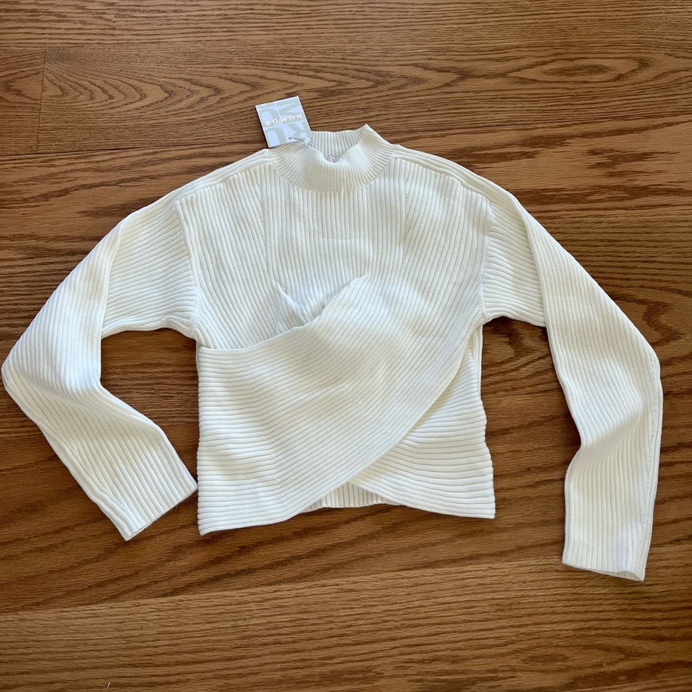 sweater - Picture 2 of 4